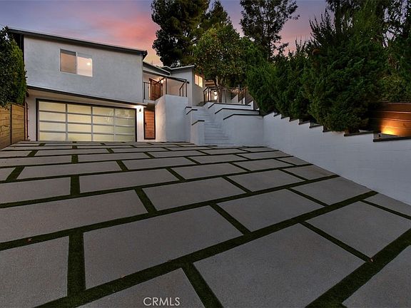 2nd image of 3675 Ventura Canyon Ave
