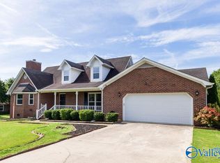 112 La Rue St, Huntsville, AL 35811