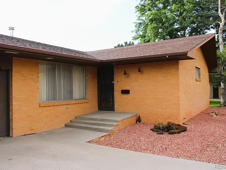 270 Mike Lounge Dr — Photo 4