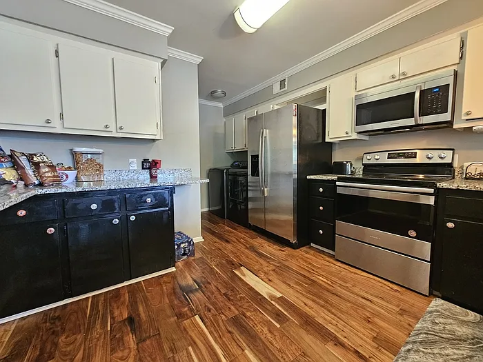 246 Shoreline Dr #1 — Photo 6