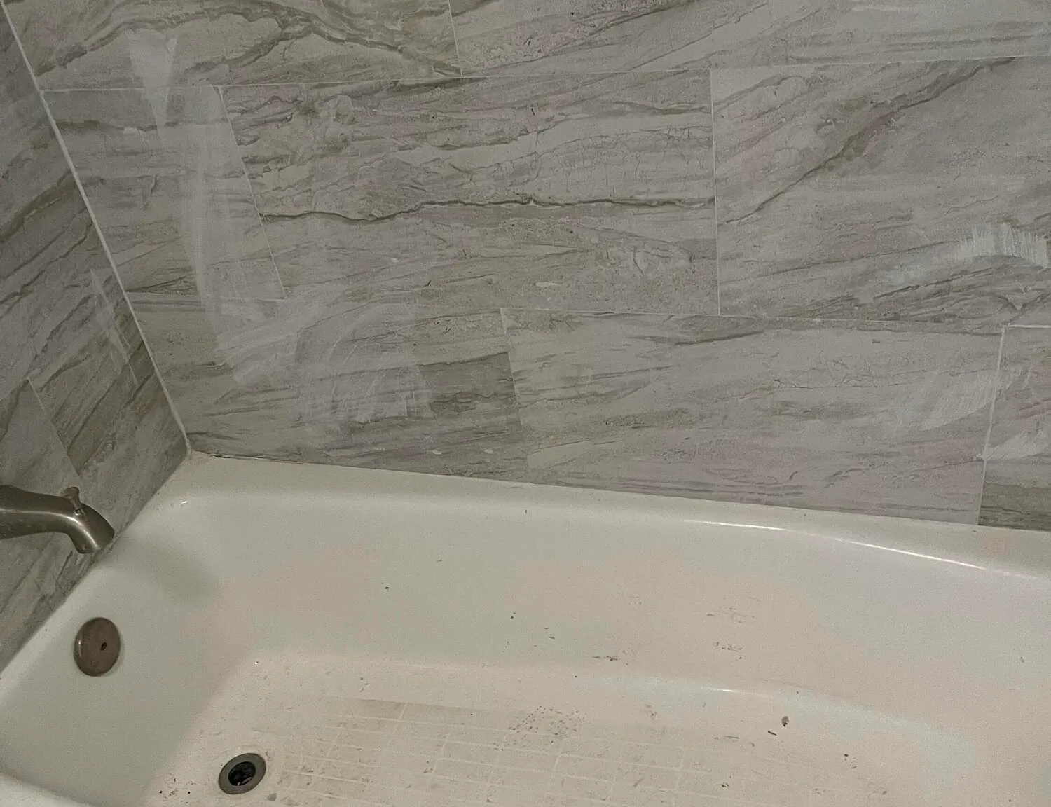 2 bed, 1.0 bath, 798 sqft, $1,200 — Photo 4