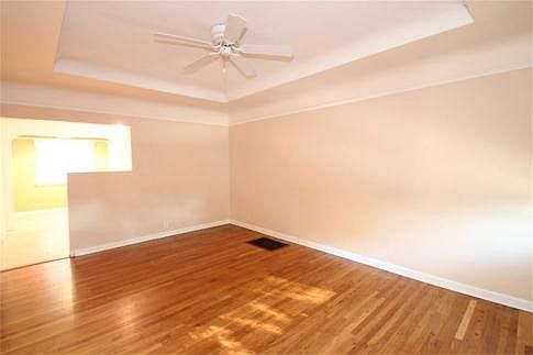 3rd image of 4425 Arch St #27
