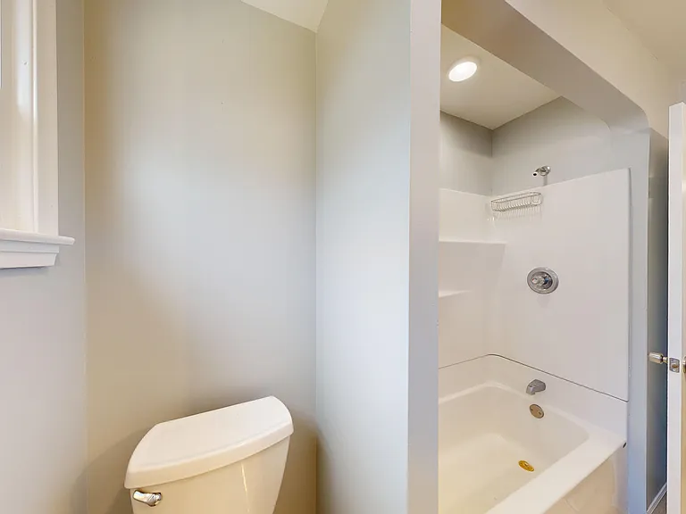 4637 Clover Ln — Photo 21