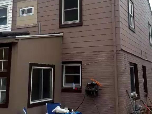 3rd image of 2321 Fairview Ter