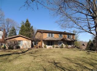 13439 Mason Valley Ct, Saint Louis, MO 63131