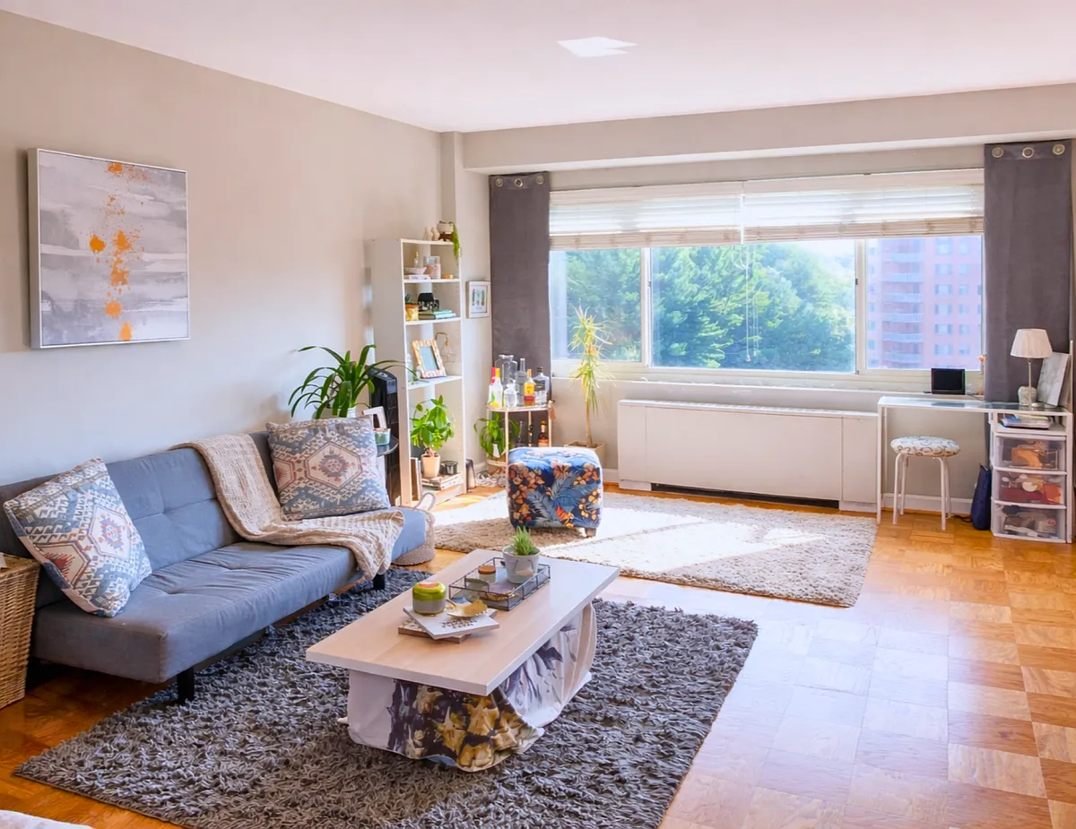 Open-Concept Studio Living Space - 4201 Cathedral Ave NW #1218W