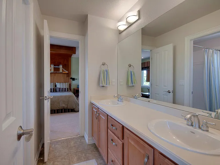 2809 Eagle Dr — Photo 24