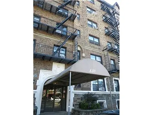 Rented by Douglas Elliman | media 9