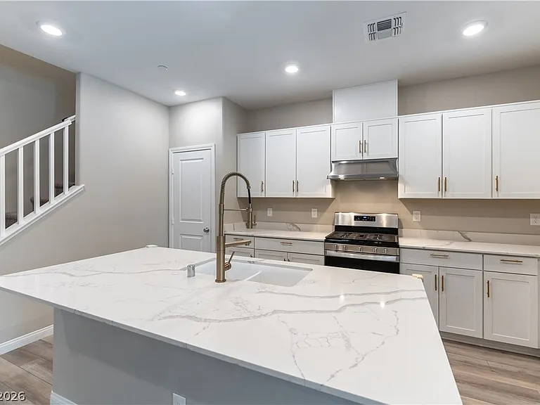 3516 Punta Tersiva Ln — Photo 8
