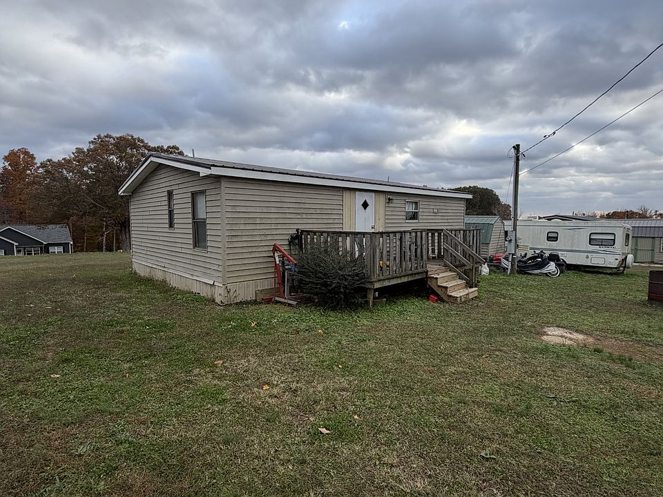 2nd image of 106 Mutt Rd