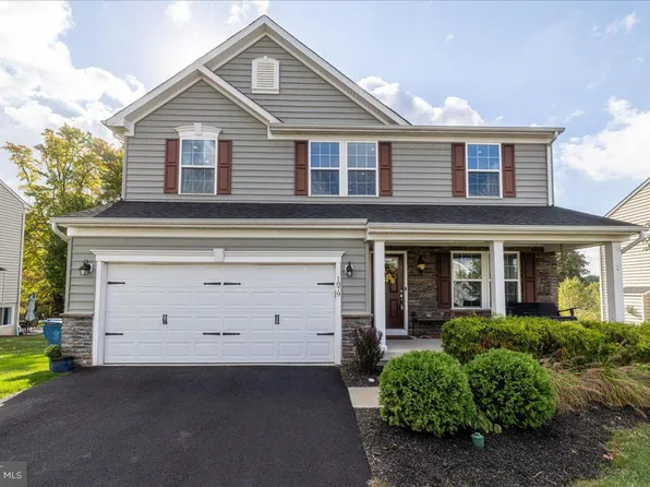 1879 Alamingo Dr, Quakertown, PA 18951