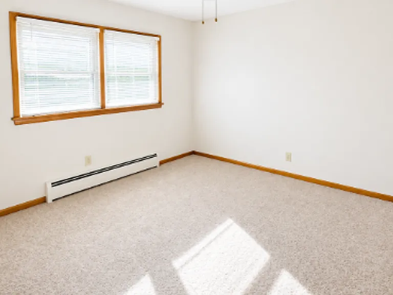 4100 Grand Ave — Photo 5