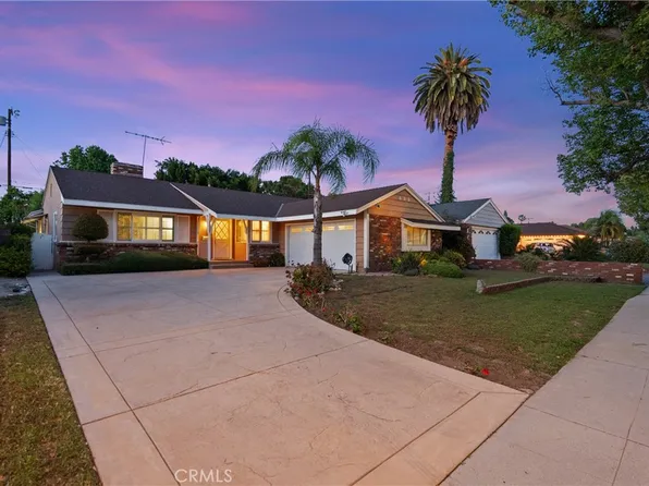 15927 Tupper St, North Hills, CA 91343