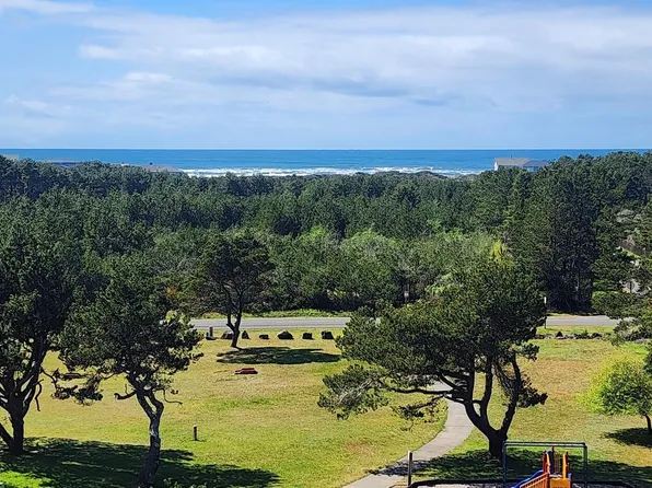 710 S Hancock Avenue #422-23, Westport, WA 98595