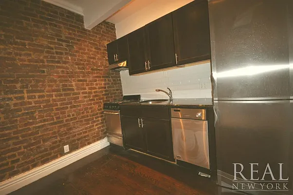 Rented by REAL New York | media 24