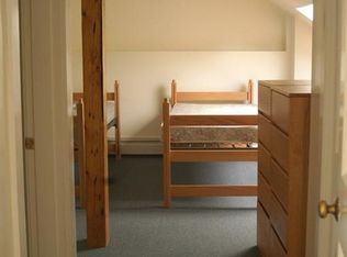 196 Ruggles Ave APT 4, Newport, RI 02840