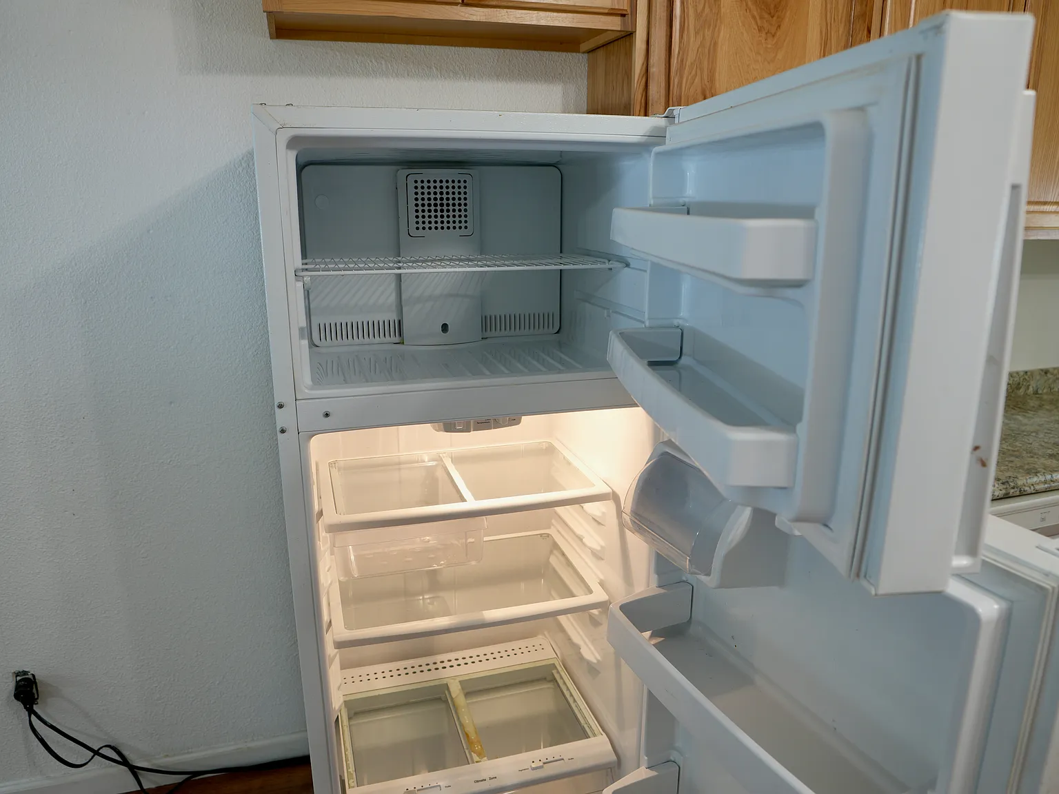 2 bed, 896 sqft, $2,200 — Photo 4