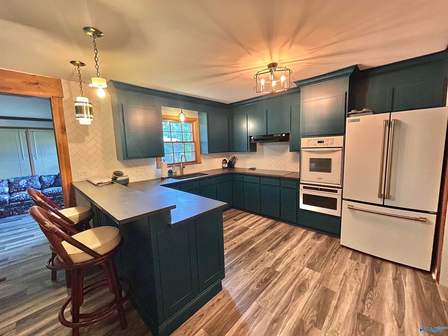 3 bed, 3.5 bath, 2431 sqft, $2,500 — Photo 4