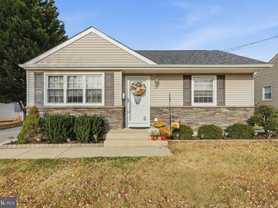 19 Farnsworth Ave, Maple Shade, NJ, 08052