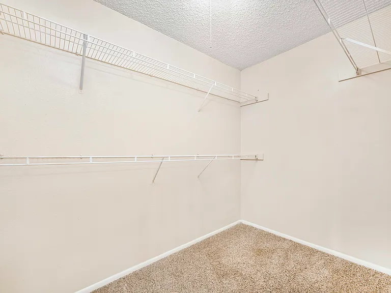 MAA Balcones Woods — Photo 18