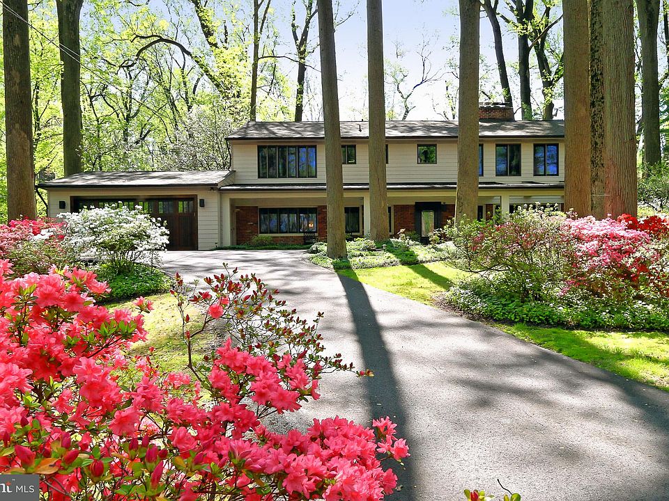1st image of 3723 Woodland Cir
