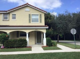 4801 N Wickham Cir, Delray Beach, FL 33445