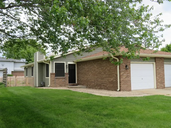 1026 W Dresden Dr, Morris, IL 60450