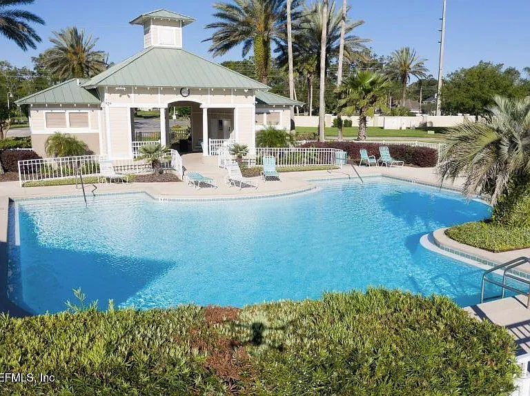 2891 Saint Maarten Ct — Photo 47
