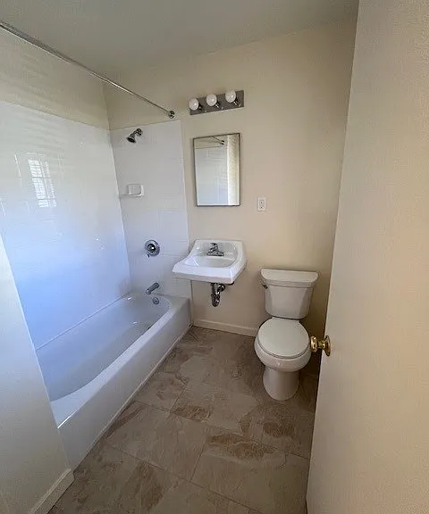 1549 Pershing Dr #D — Photo 8