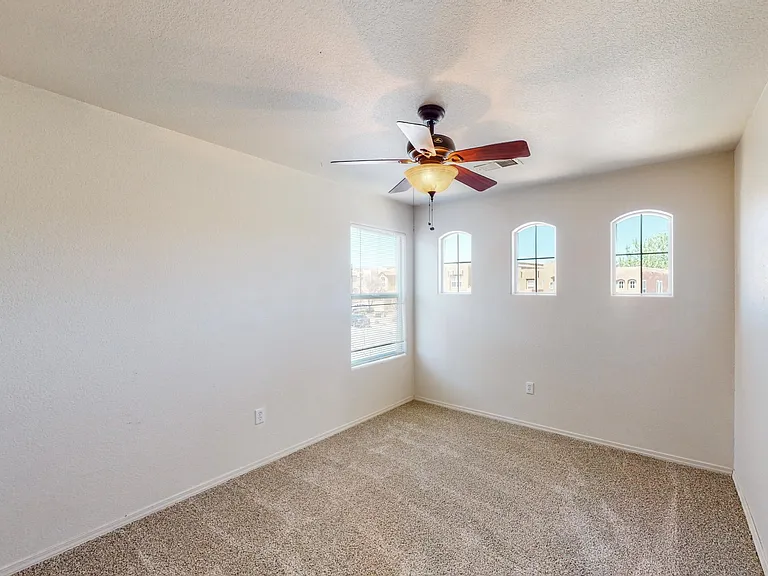 6512 Los Pueblos Pl NW — Photo 22