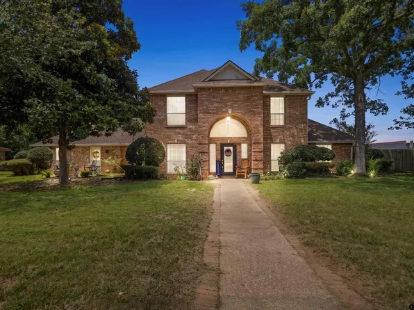 3099 Rolling Hill Dr, Tyler, TX 75702