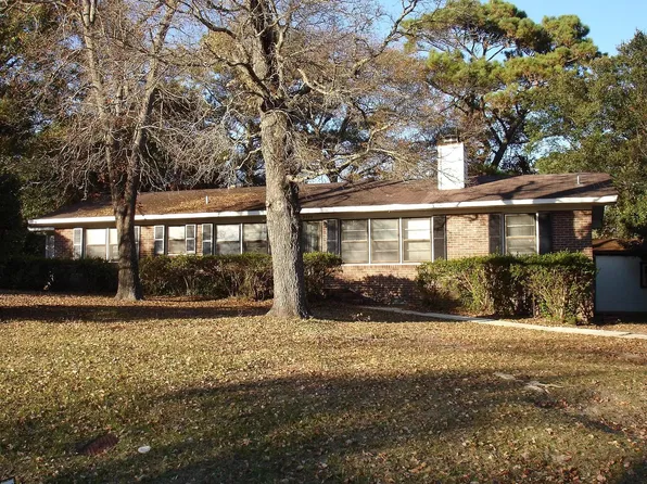 5443 Andover Rd, Wilmington, NC 28403
