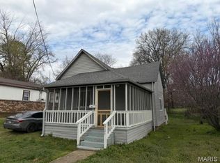 721 Cynthia St, Poplar Bluff, MO 63901