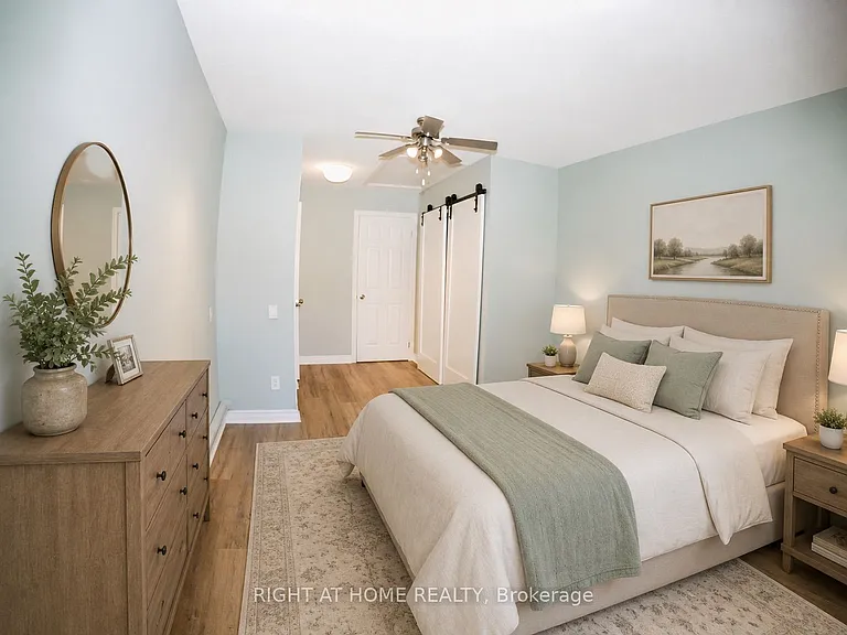 77 Mill St E #10 — Photo 10
