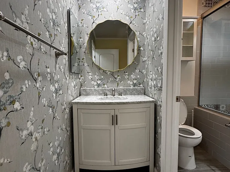 1580 Valecroft Ave — Photo 17