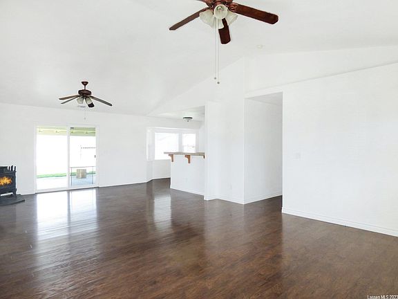 3rd image of 1200 Gentry Ln