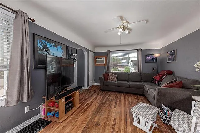 2 bed, 1522 sqft, $1,500 — Photo 2