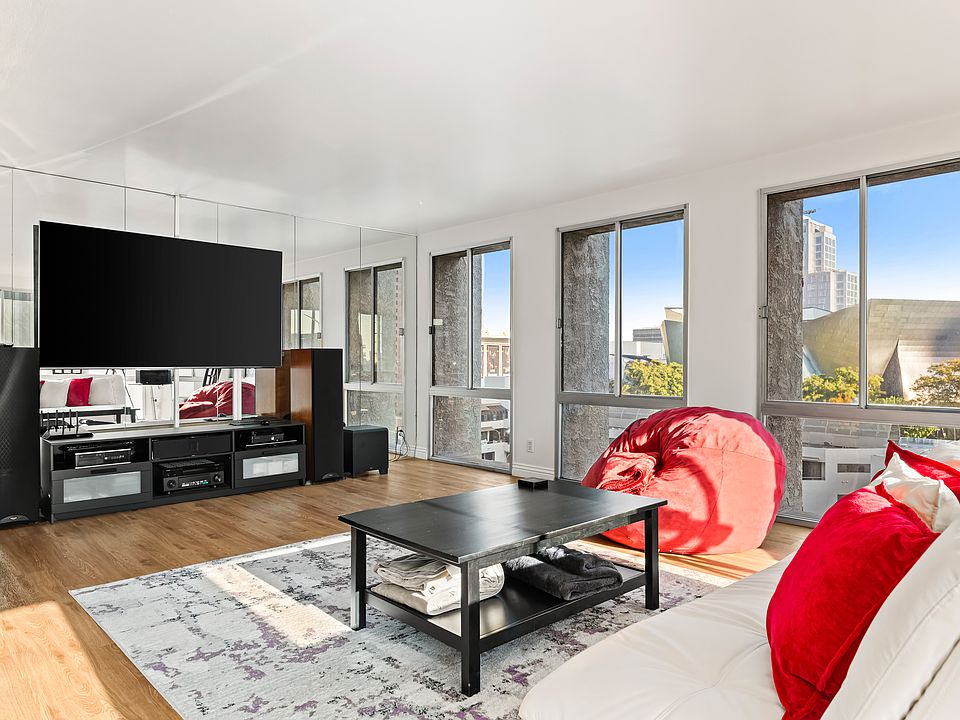 1st image of 800 W 1st St APT 1105