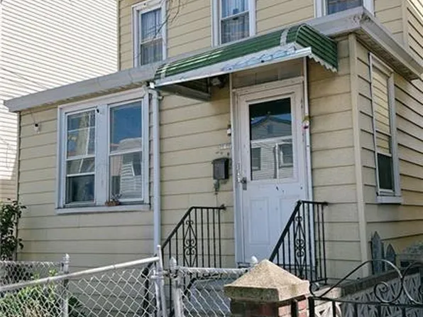 20-09 126th St, College Point, NY 11356