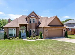 8804 Canopy Oaks Dr, Fort Smith, AR 72903