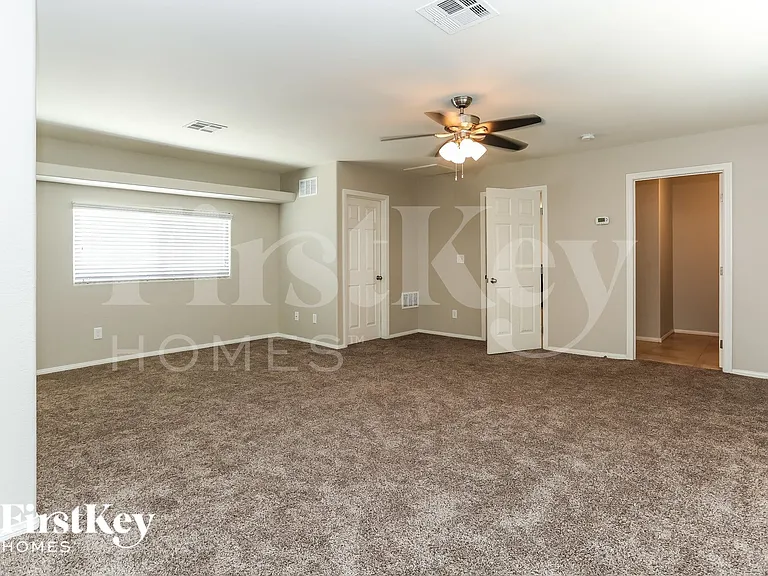 3837 Syracuse Dr — Photo 2