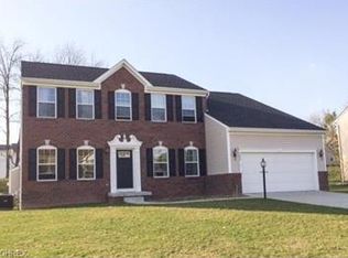 3094 Bear Hollow Rd, Uniontown, OH 44685