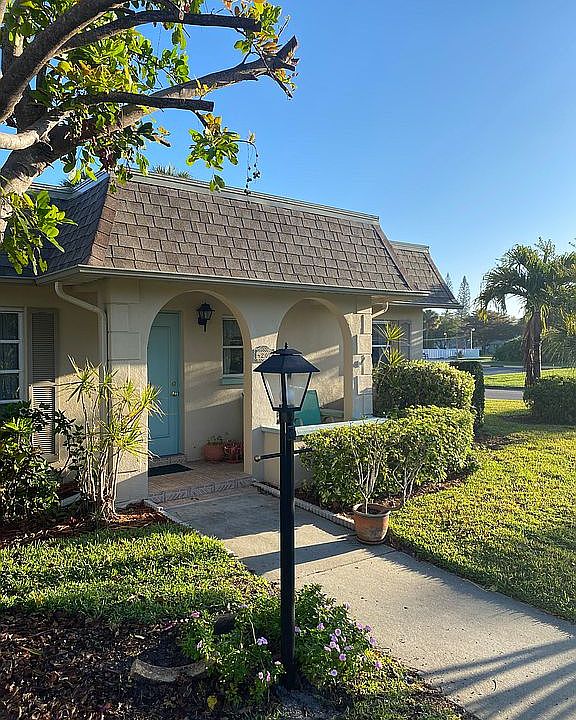 1st image of 4202 37th Avenue Dr W