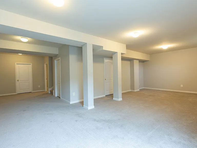 305 Lewisburg Ln — Photo 28
