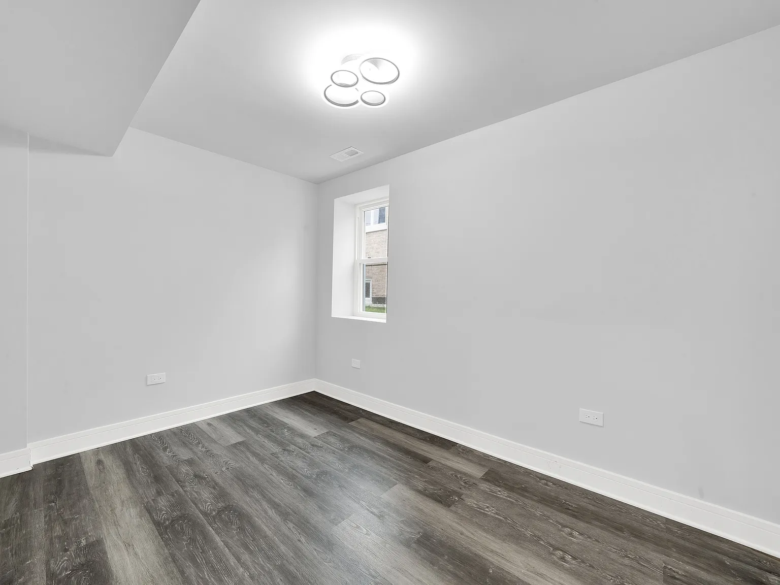 2 bed, $1,500 — Photo 3
