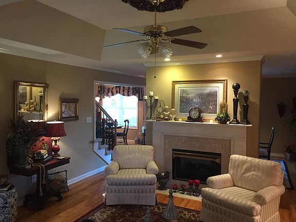 5th image of 1103 Gray Bill Dr