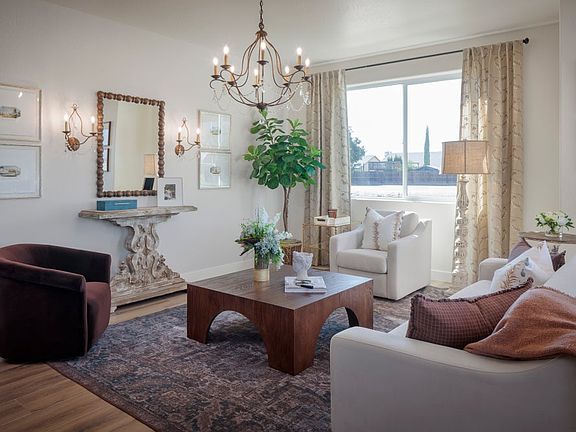 SJVHomes_Sorrento_2290_Cedar_008.jpg
