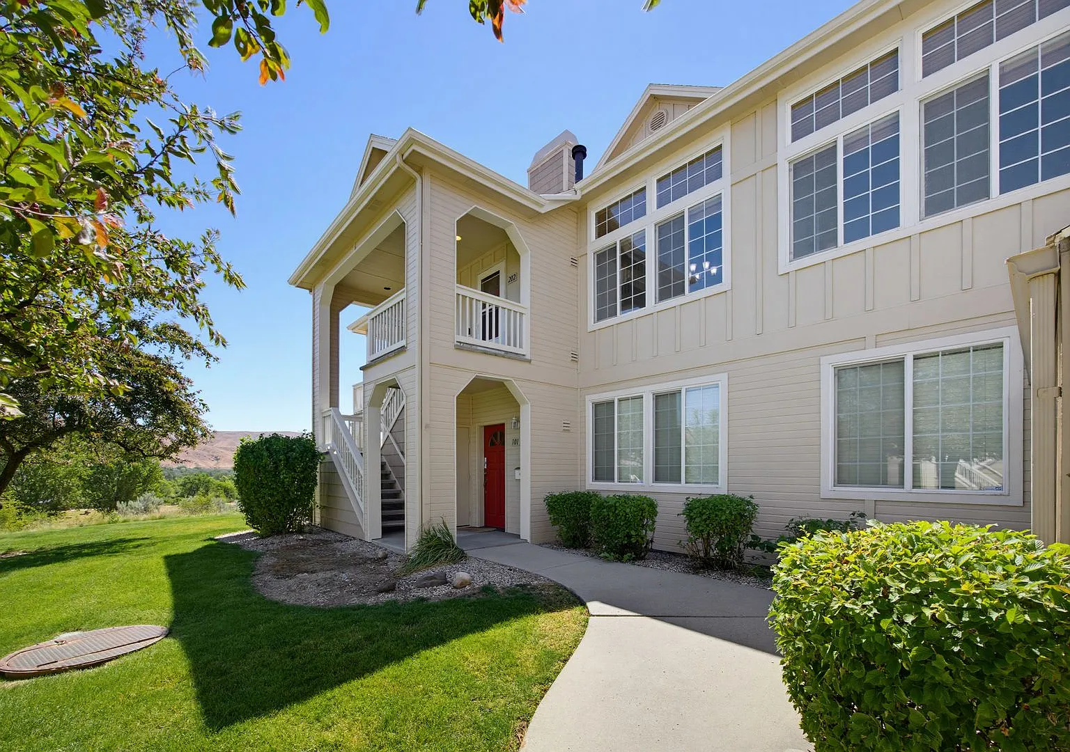 Beautiful SE Boise Condo with Scenic Views — Photo 2