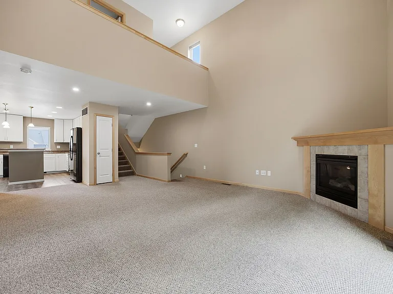 2414 Catskill Ct — Photo 15