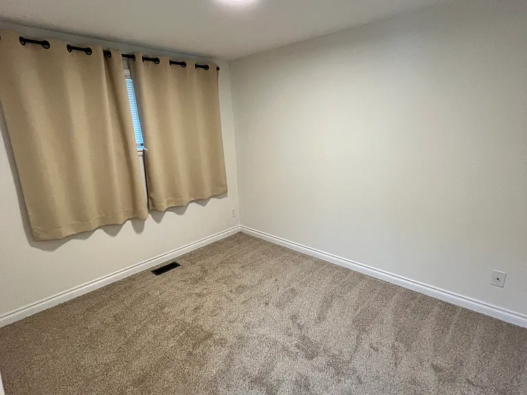 3021 SW Andover St — Photo 6